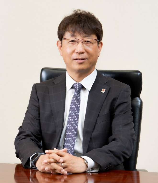 代表取締役社長　宮嵜 義久